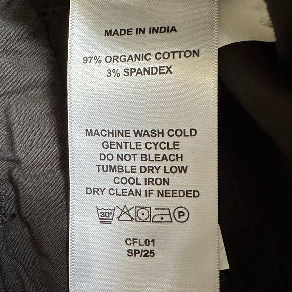 Quince Black Organic Stretch Cotton Chino Bermuda Shorts, 10 - Picture 7 of 9